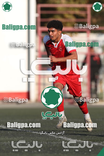 پرسپولیس 3–0 مقاومت