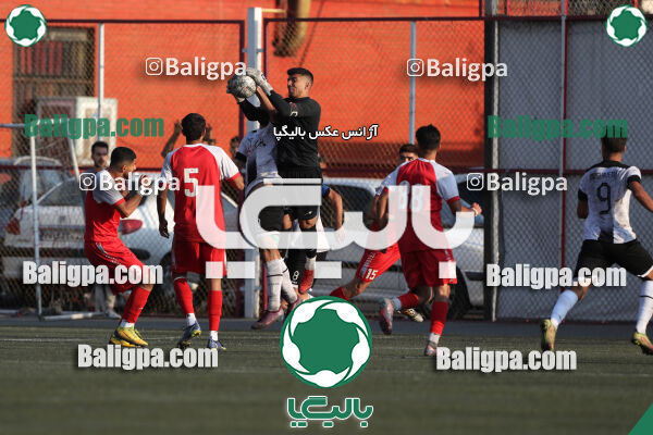 پرسپولیس 3–0 مقاومت