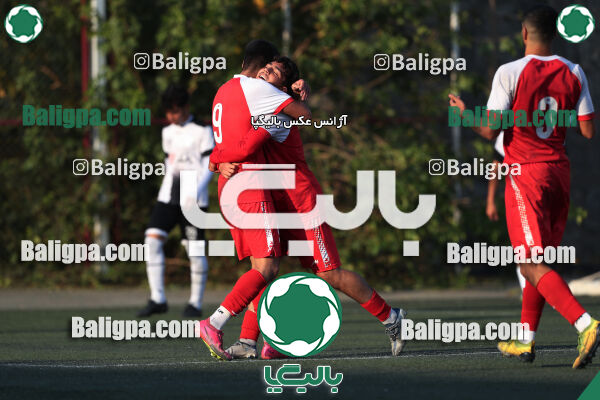 پرسپولیس 3–0 مقاومت