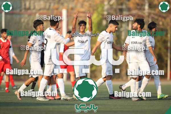 پرسپولیس 2–4 کیا