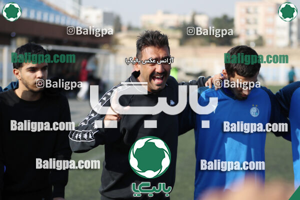 مهدوی کیا 2–2 استقلال