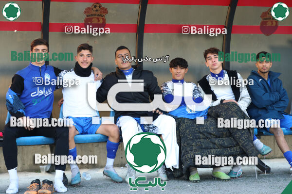 مهدوی کیا 2–2 استقلال