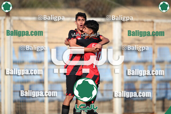 مهدوی کیا 2–2 استقلال