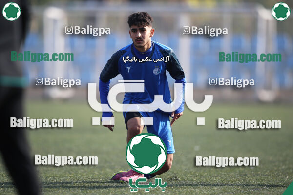 مهدوی کیا 2–2 استقلال