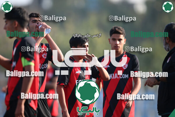 مهدوی کیا 2–2 استقلال