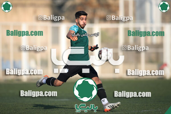 مهدوی کیا 2–2 استقلال