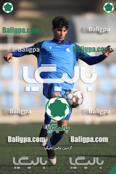 مهدوی کیا 2–2 استقلال