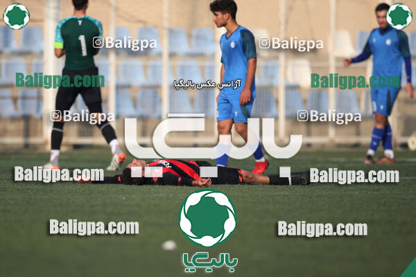 مهدوی کیا 2–2 استقلال