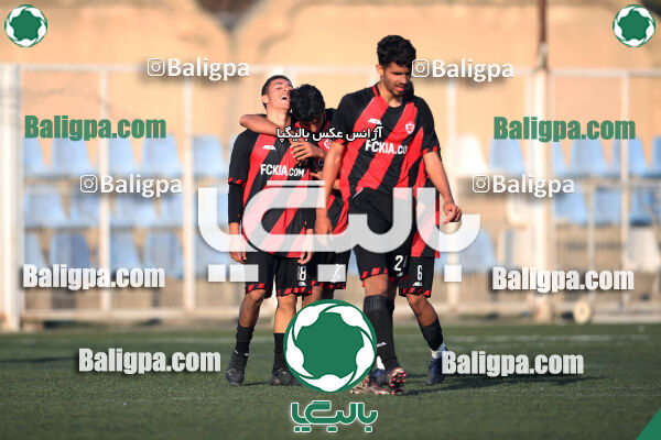 مهدوی کیا 2–2 استقلال