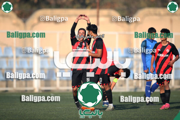 مهدوی کیا 2–2 استقلال