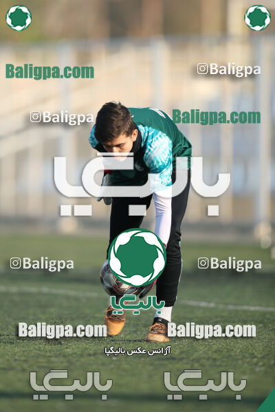 مهدوی کیا 2–2 استقلال