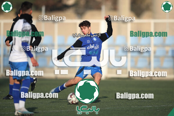 مهدوی کیا 2–2 استقلال