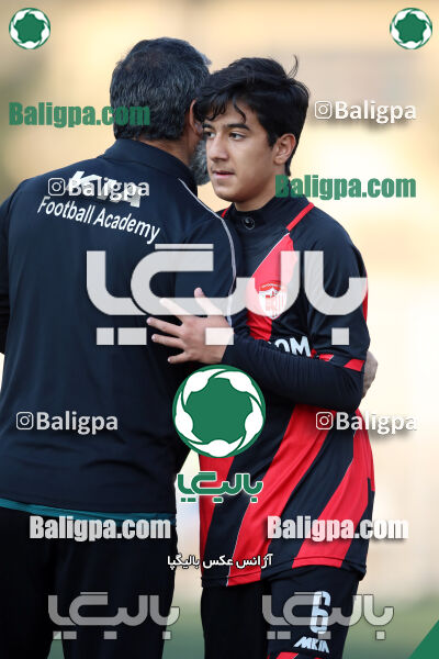 مهدوی کیا 2–2 استقلال