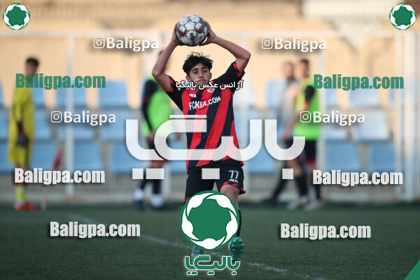 مهدوی کیا 2–2 استقلال