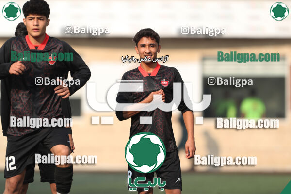 نارنجی پوشان کوهسار 2–2 پرسپولیس