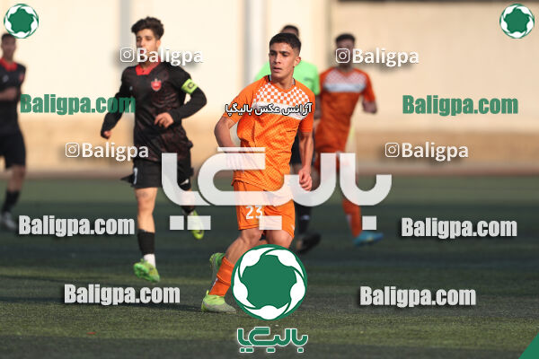 نارنجی پوشان کوهسار 2–2 پرسپولیس
