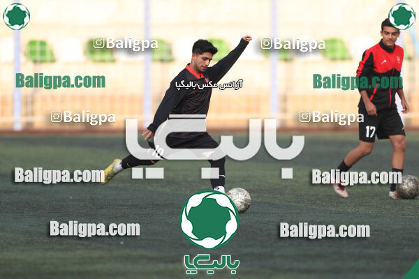 نارنجی پوشان کوهسار 2–2 پرسپولیس