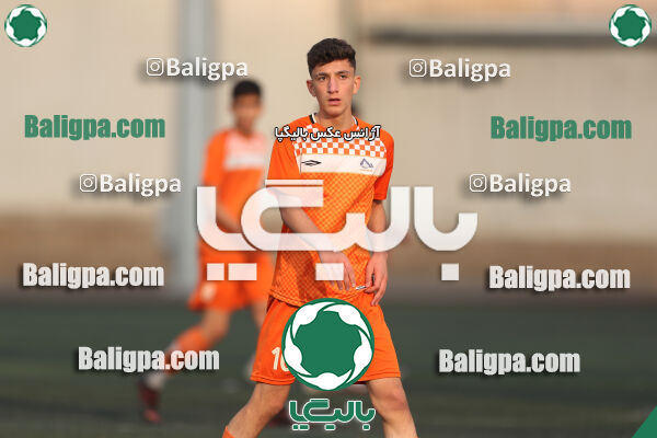 نارنجی پوشان کوهسار 2–2 پرسپولیس