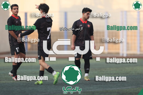 نارنجی پوشان کوهسار 2–2 پرسپولیس