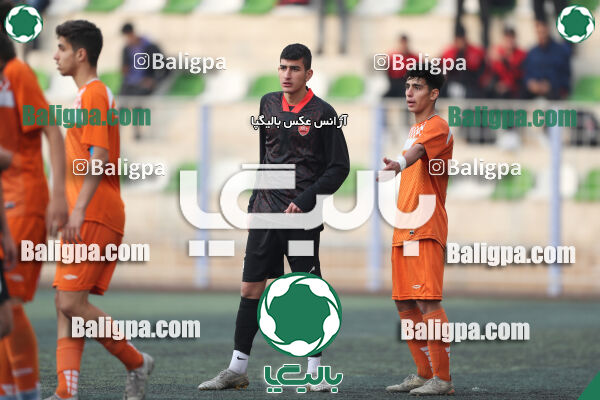نارنجی پوشان کوهسار 2–2 پرسپولیس