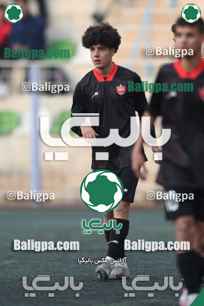 نارنجی پوشان کوهسار 2–2 پرسپولیس