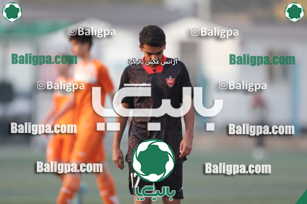 نارنجی پوشان کوهسار 2–2 پرسپولیس