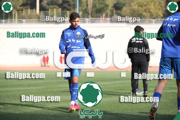 استقلال 0–0 دوستی مهر