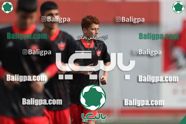 پرسپولیس 0–0 پیروزان تکین ایرانیان