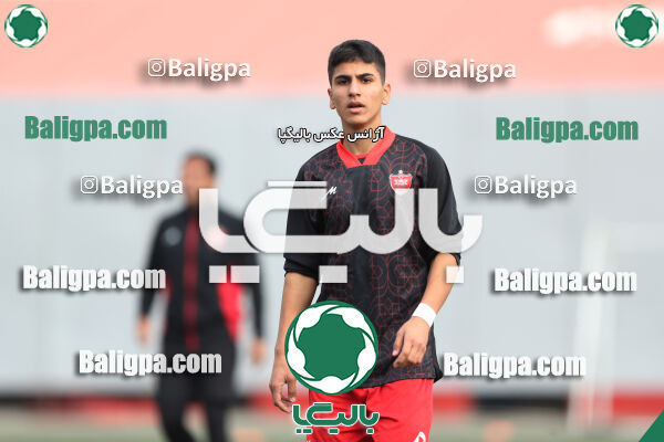 پرسپولیس 0–0 پیروزان تکین ایرانیان