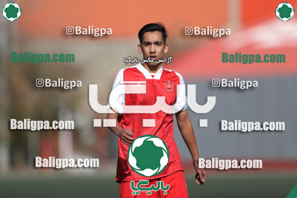 پرسپولیس 0–0 پیروزان تکین ایرانیان