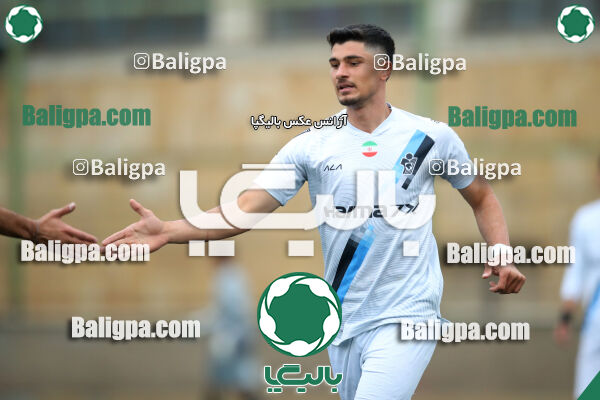 پیکان 2–1 مقاومت