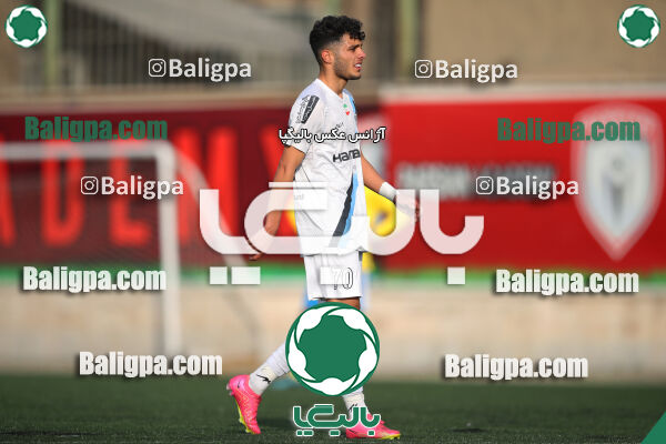 پیکان 2–1 مقاومت