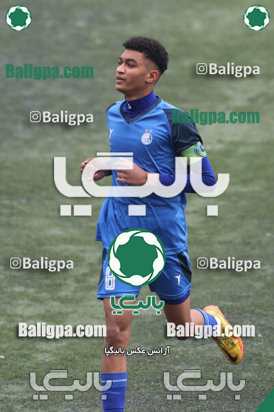 استقلال 1–1 پرسپولیس