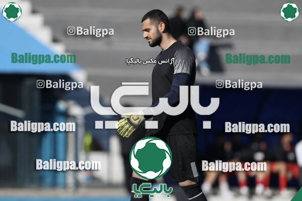 عقاب ۲ - ۱ پرسپولیس