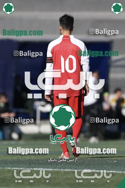 عقاب ۲ - ۱ پرسپولیس