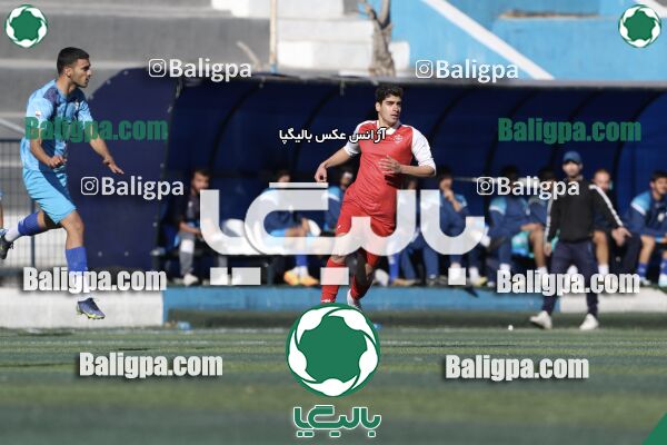 عقاب ۲ - ۱ پرسپولیس