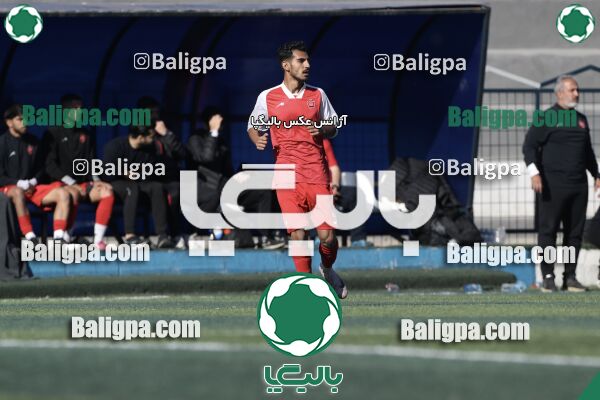 عقاب ۲ - ۱ پرسپولیس