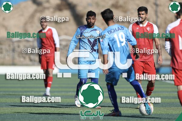 عقاب ۲ - ۱ پرسپولیس