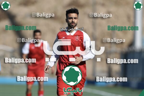 عقاب ۲ - ۱ پرسپولیس