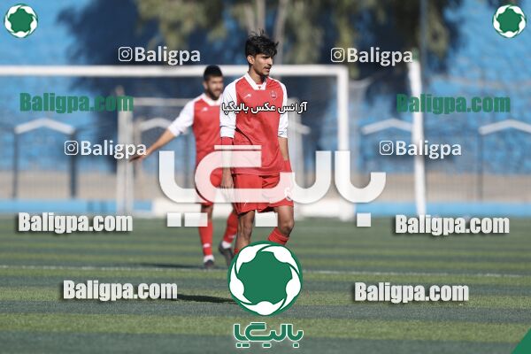 عقاب ۲ - ۱ پرسپولیس