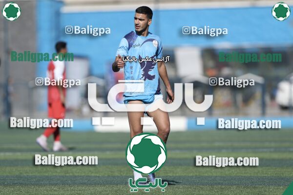 عقاب ۲ - ۱ پرسپولیس