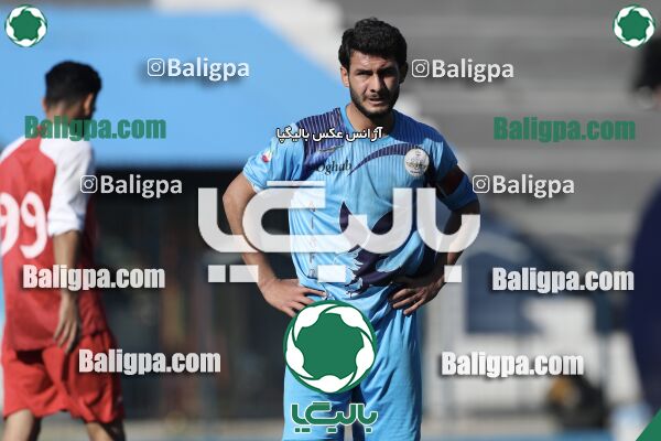 عقاب ۲ - ۱ پرسپولیس