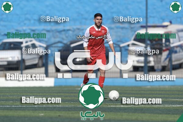 عقاب ۲ - ۱ پرسپولیس