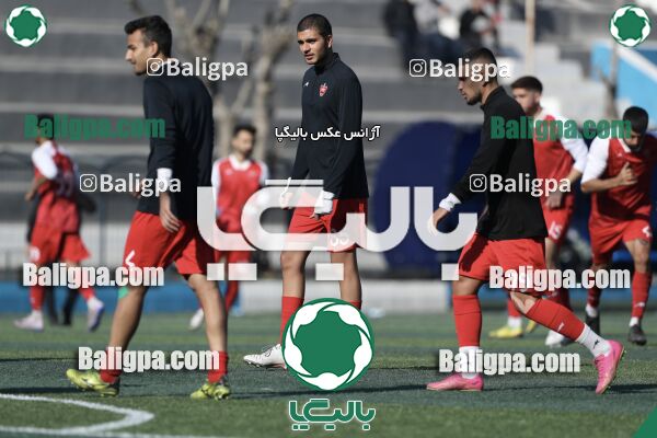عقاب ۲ - ۱ پرسپولیس