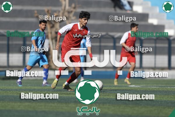 عقاب ۲ - ۱ پرسپولیس