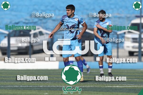 عقاب ۲ - ۱ پرسپولیس