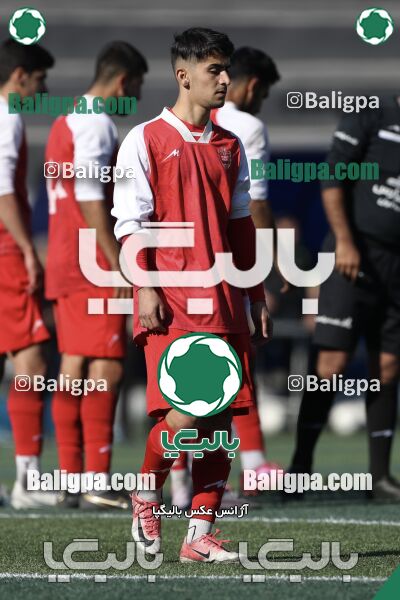 عقاب ۲ - ۱ پرسپولیس