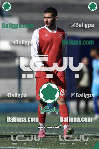 عقاب ۲ - ۱ پرسپولیس