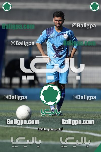 عقاب ۲ - ۱ پرسپولیس