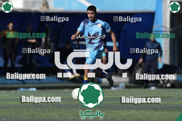عقاب ۲ - ۱ پرسپولیس